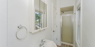 1115 1/2 4th Street NE Gallery 15