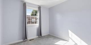 1810 FORT PULASKI CT Gallery 25