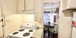 Charming 3BR Home with Large Yard & Easy I-35 Access Near Denton Gallery 10