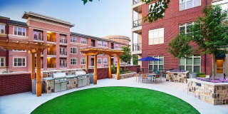 Emory Point Gallery 31