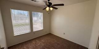 NW Visalia home available in a great neighborhood! available soon Gallery 20
