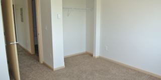1900 Dakota Dr. Gallery 33