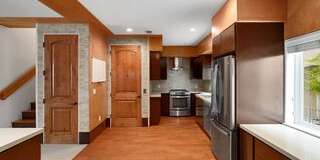 1743 South Barrington Avenue Gallery 7