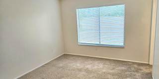 501 SE Thanksgiving Avenue Gallery 11