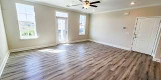 Beautiful New Build in Nolensville Gallery 21