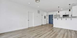 4350 West Lawrence Avenue Gallery 1