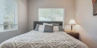 Spacious 4BR House in San Diego Gallery 29