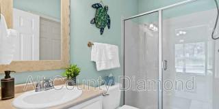 9004 Polly Ave Gallery 10