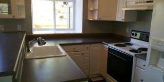 Charming 2 BR/2BA Townhome in Prime Rockrimmon Location! Gallery 5