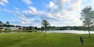 4/2 with Community Amenities Gallery 25