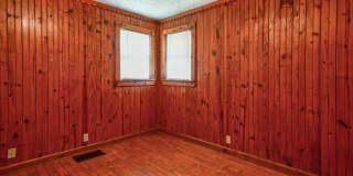 Great 3 Bedroom, 2 Bath - Just Off 17th St! *2027* Gallery 16
