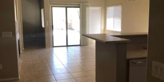 Beautiful Single-Level 3 Bedroom, 2 Bathroom Home in Maricopa Gallery 4
