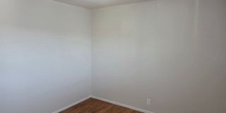 Welcome to Reeves Apartments Gallery 25
