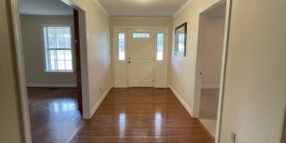 Spacious country home for lease Gallery 6