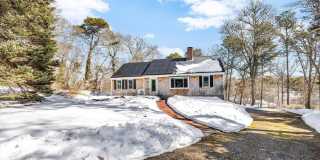 44 Susan Lane Gallery 1