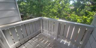 Sunny, newly remodeled 3 bed + office/2.5 bath in Applewood townhomes close to NOBO! Gallery 25