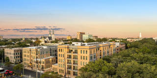 Capital Collective Luxury Apartments Gallery 42