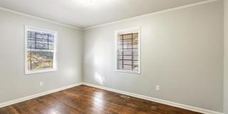 3615 W Capitol Ave, Little Rock AR 72205 - Nice all brick 4br 2ba a couple blocks from UAMS Gallery 12