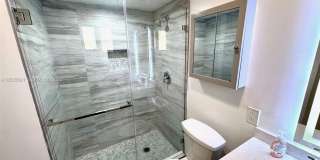 105-107 NE 30th Ct Gallery 28