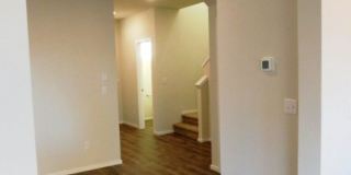 4Bd/2.5 Ba Two Story Home - Available to View! Gallery 4