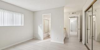 725 E Providencia Ave Gallery 14