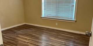 1711 Doran Drive Gallery 3