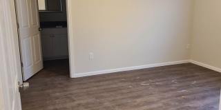 3 Bedroom, 2 Bathroom Duplex Gallery 1