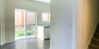 Iris Apartments - Student Housing Gallery 11