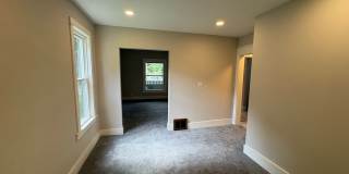 Three bedroom 1 1/2 bathroom single family home for rent Gallery 7