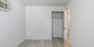 Holmes Flatz Gallery 4