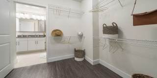 Blu27 at Edgewater Gallery 22