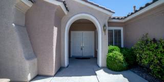 Sun City Anthem!! 55 & Older!! Single Story!! Private Pool!! Strip Views!! 3 bedrooms and 3 car Garage!! Gallery 10