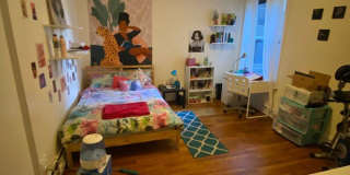 5424 South University Ave. Gallery 6