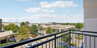 The Kelton at Clearfork Apartments Gallery 16