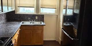 342 Potomac Avenue - A Gallery 4