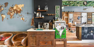 27 S MAIN Street Gallery 12