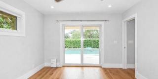 784 Dover Street Gallery 8