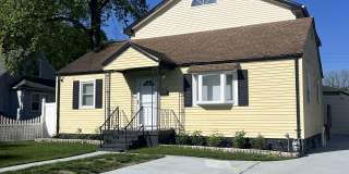 2627 McKann Avenue - 3 Gallery 1