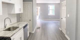 3 Bedroom Home with Modern Finishes, Central Air & Private Backyard Gallery 8