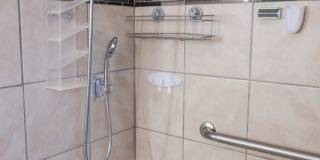 Spacious 2BR House in Cheyenne Gallery 14