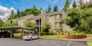 Willamette Falls Court Apartments Gallery 1