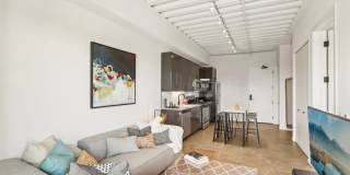 1220 West Jackson Gallery 7