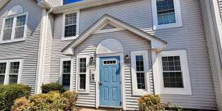 2-Bedroom 2nd Floor Condo Near Beaches! Pet Friendly! Some Utilities Included! Available NOW! Gallery 1