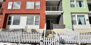 3 Bed 2.5 Bath Townhome with Awesome View in Daybreak! Gallery 1