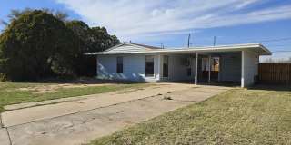 105 E Nobles Ave Gallery 1