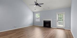 Spacious House in Hadley Park Gallery 4