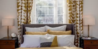 Shorewood Gallery 33