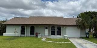 2935 SW 1st Place Gallery 1