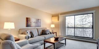 Cedars Lakeside Gallery 14