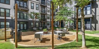 Trinity Bluff & District Urban Apartments Gallery 34